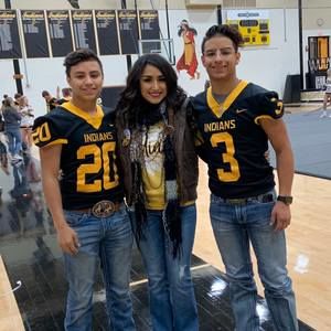 Meet your Posher, Elizama